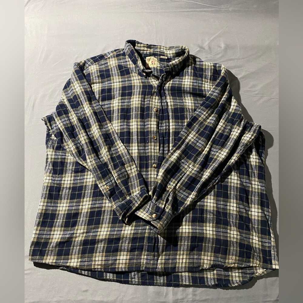 RedHead Navy and Cream Plaid Button Down Shirt